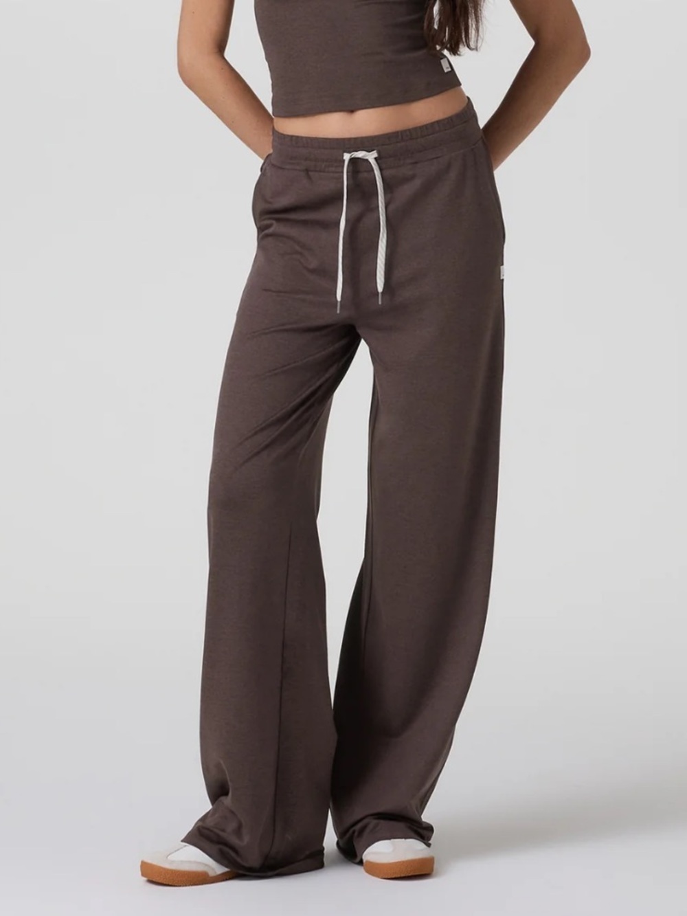 Vuori Halo Essential Wide Leg Pant in Java Heather Size X-Small Womens Like New